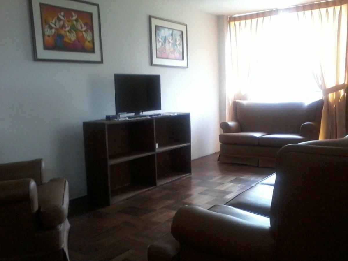 Royal Sweet Dreams Airport B&B Ліма Екстер'єр фото